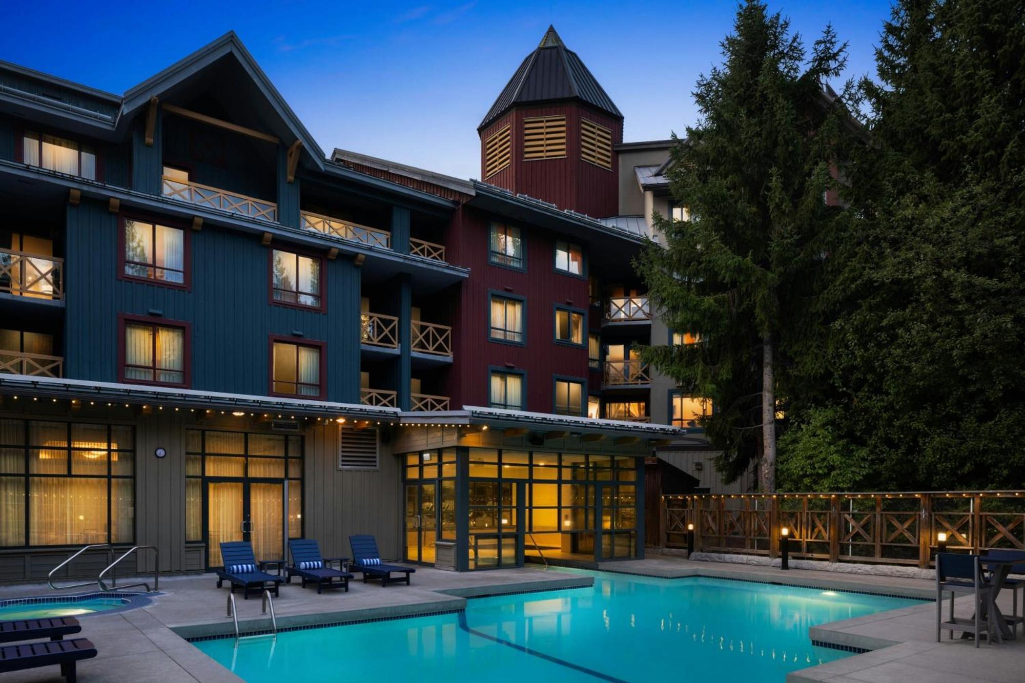 Delta Hotels By Marriott Whistler Village Suites Exterior photo
